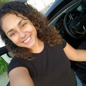 Meet your Posher, Brittany